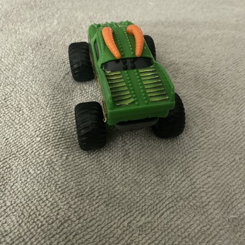 Monster Jam Green Truck Dragon Toy Car 1:64 Scale - Picture 3 of 5