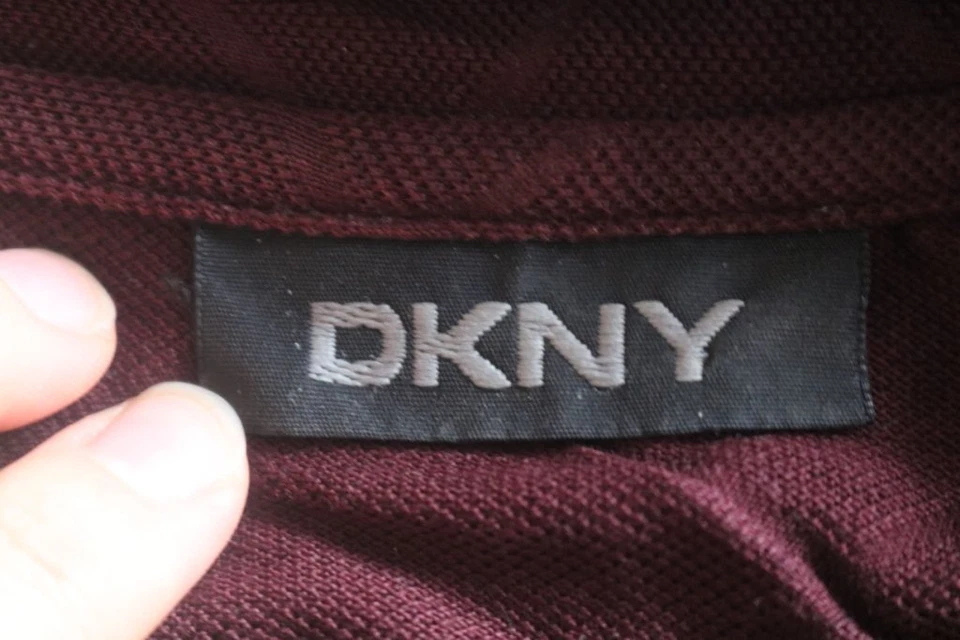 Pullover DKNY Hombre Borgoña 1/4 Cremallera 100% Algodón Talla L Grande Foto 3 de 4