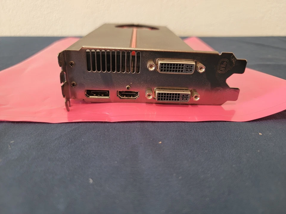 ATI Radeon HD 5770 1GB Computer Graphics Card (1 GB GDDR5) - TESTED, READ! - Image 4 of 4