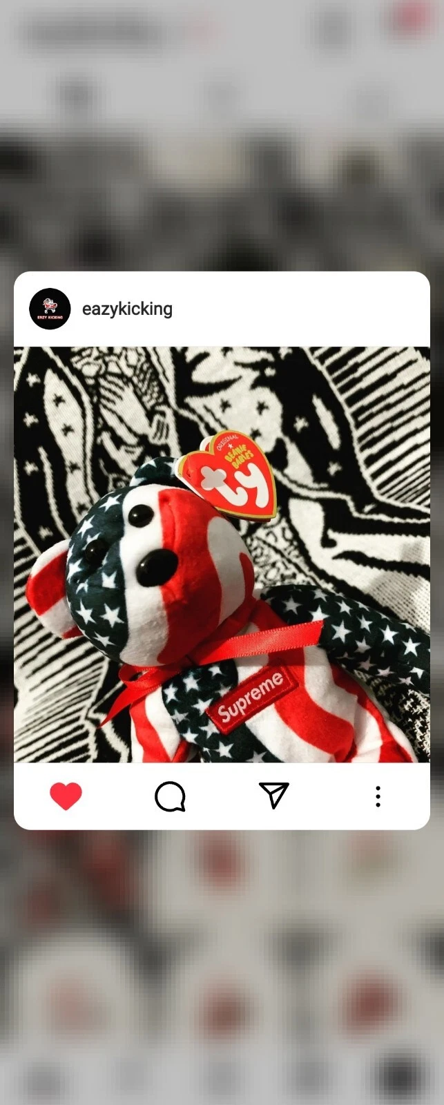 Drapeau bébé Supreme x TY Beanie