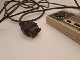 Nintendo Advantage Contoller + Original NES controller bundle