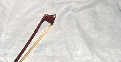 Sehr schöner Violine ,Geige ,Cello,bogen4/4