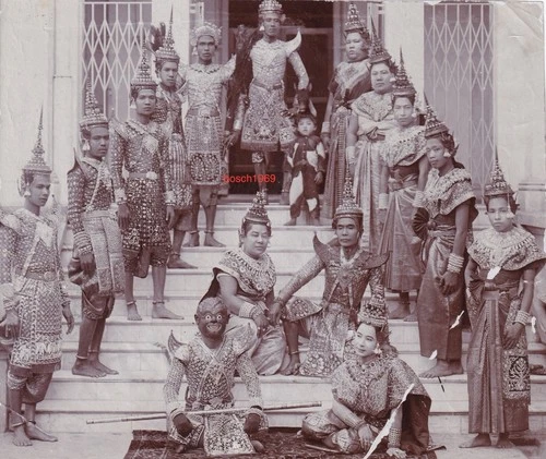 Robert Lenz (1864-1939) - Dancer Theatre? / Temple of Siam Thailand - circa 1900/10