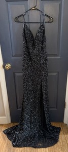 Sherri Hill Beaded Formal Gown Size 6 with Train