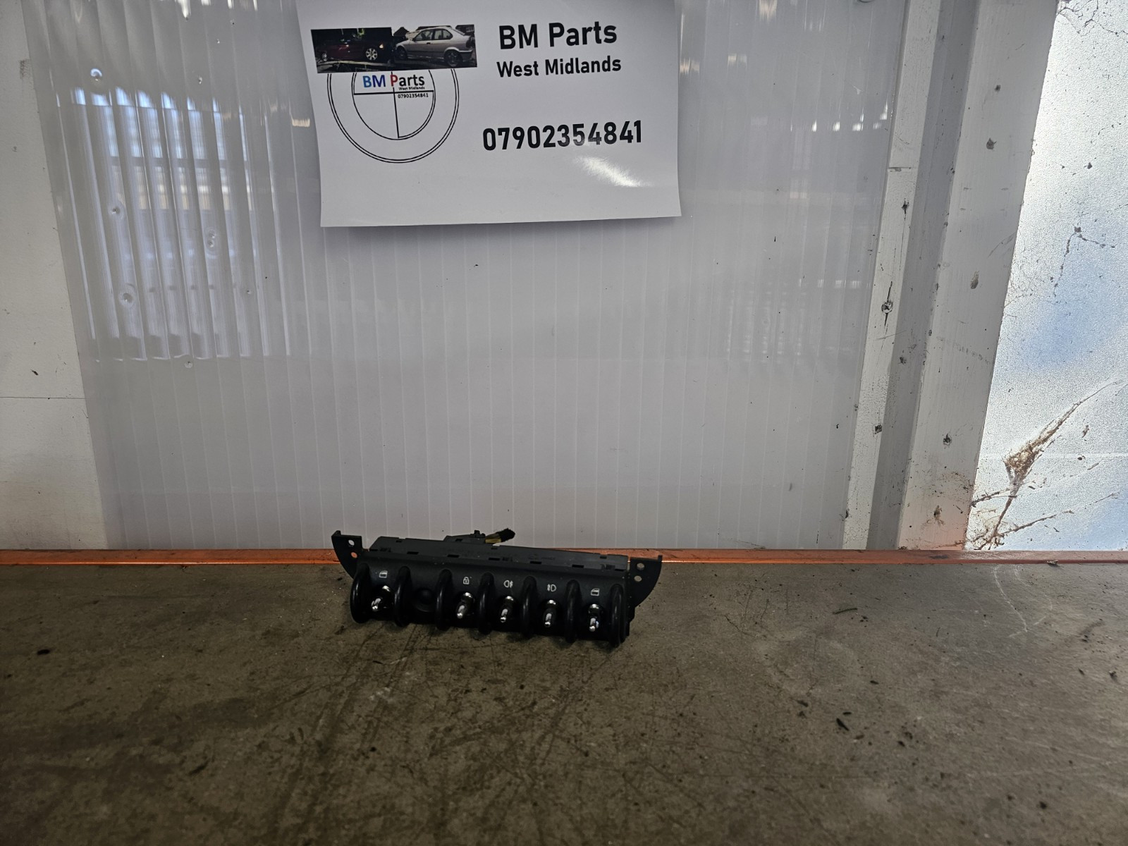 MINI Centre Console Switch Pack R50 R52 R53 - 6958029