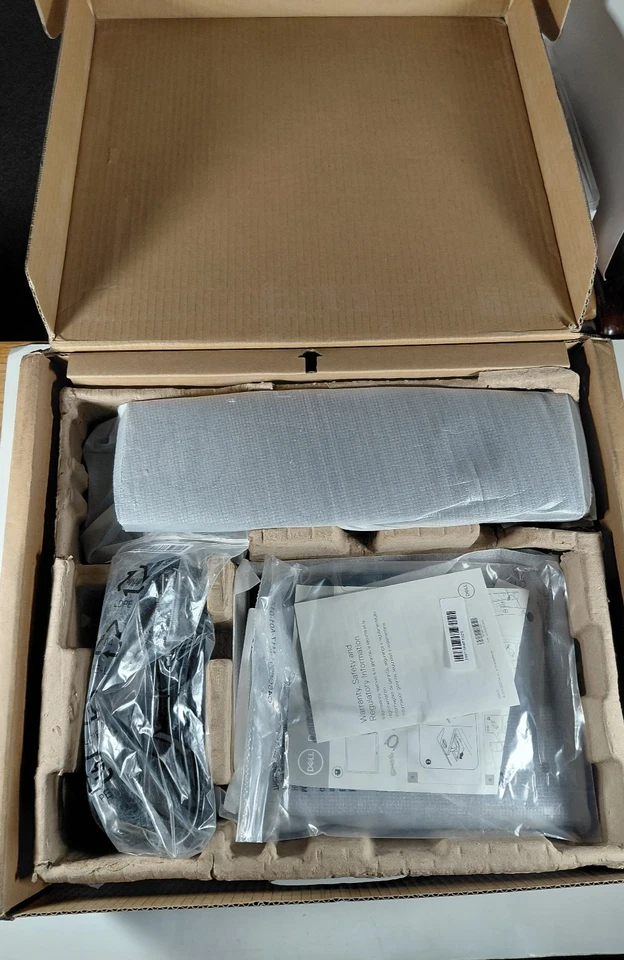 Dell P1917S 19 inch IPS LED Monitor - Image 2 of 3