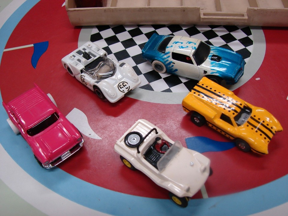 5 Angled HO Stands for Slot Cars Display AFX TYCO AW TJET HW XV Sizzler