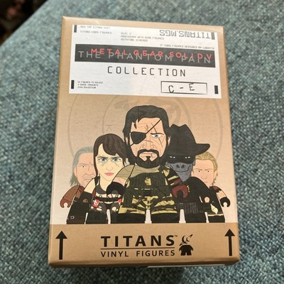 Metal Gear Solid V UNGEÖFFNET Titans Vinyl Figur BRANDNEU MGS5: The Phantom Pain