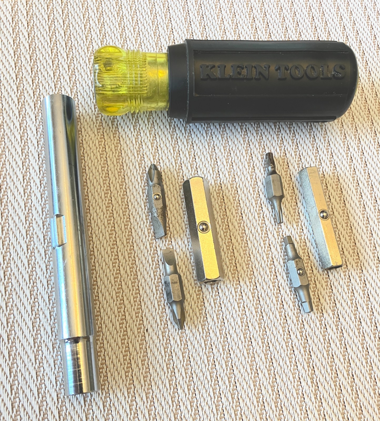 Klein Tools 32500 Multi-Bit Screwdriver / Nut Driver, 11-in-1