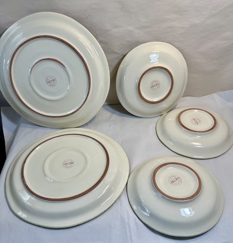 VIETRI Cucina Fresca Crema and Sage Dinner and Salad Plates — Set Of Five (5) - Picture 3 of 9