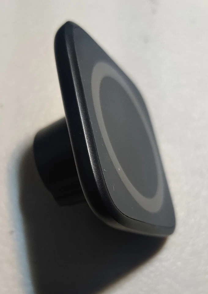 MagSafe Car Mount Magnetic Phone Holder for Smart phones - Image 3 of 4