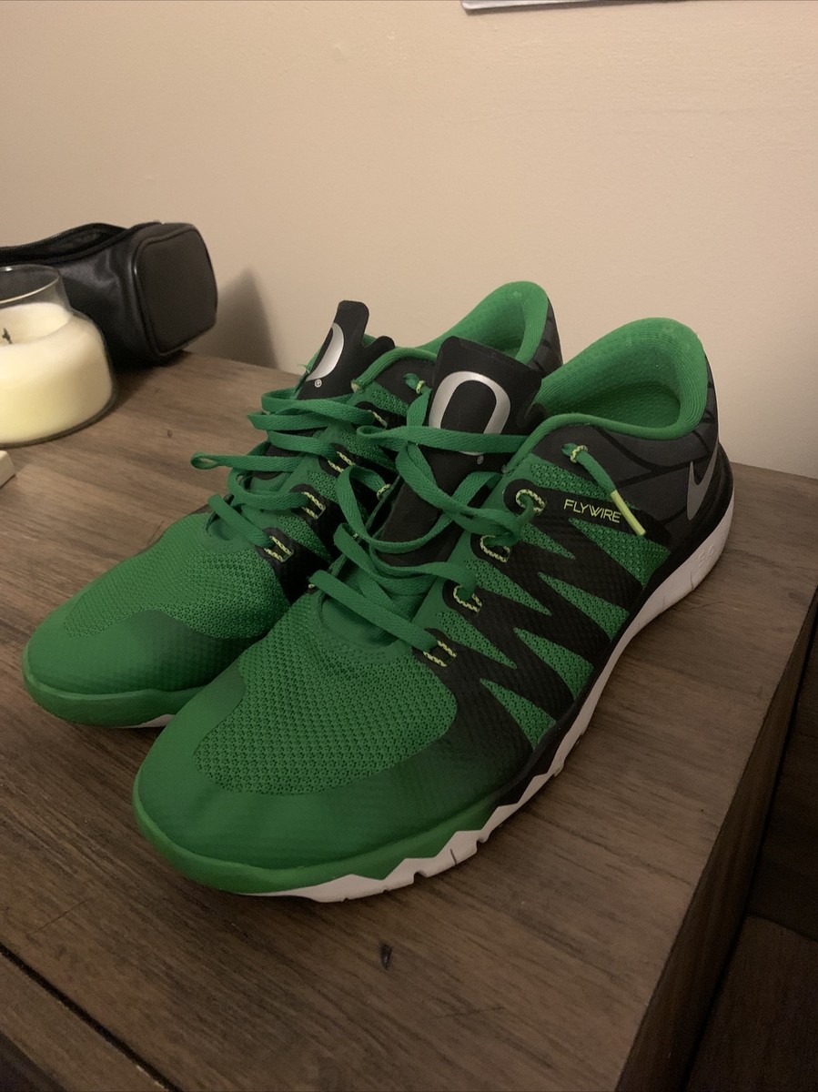 Size 13 Nike Free Trainer V6 Oregon Ducks