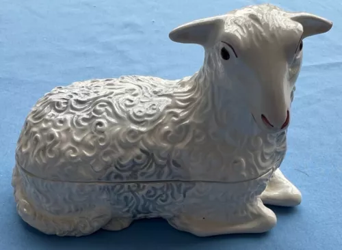 Vintage Mildred R Mottahedeh Porcelain Figural Lamb Sheep Covered Box Italy