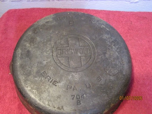 Vintage Griswold Cast Iron Skillet No. 8 Erie PA USA  No.  704B Cookware