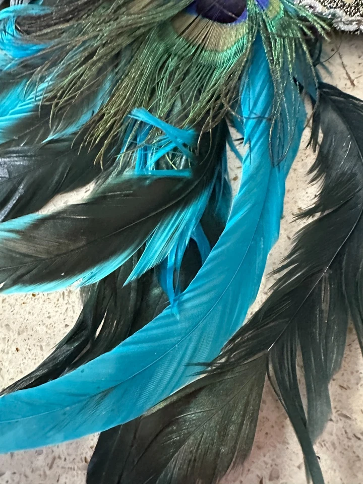 Vintage MARDI GRAS costume eye masks set of three peacock feathers from 2001 - Image 2 of 4