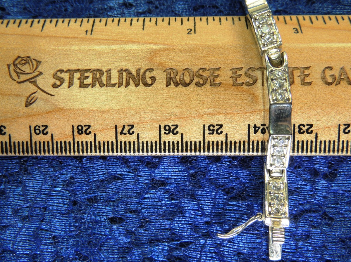 Snazzy White Stone Sterling Silver 0.925 VINTAGE 7