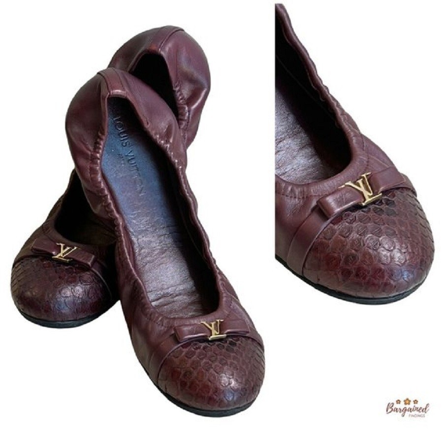 Authentic Louis Vuitton Maroon Leather Reptile Toe Bow