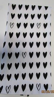 TOWEL  KITCHEN/ HAND VALENTINE... BLACK AND WHITE HEARTS
