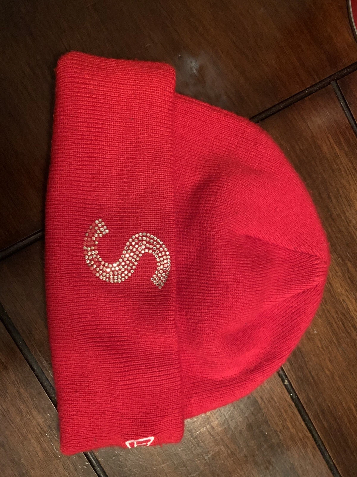 Bonnet Supreme Swarovski S logo 