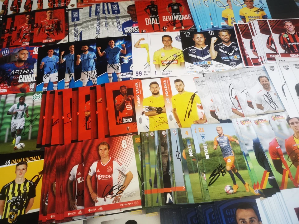 10 подписанных вручную клубных карточек с автографами таинственный набор лот футбольных открыток internatio - Изображение 3 из 4