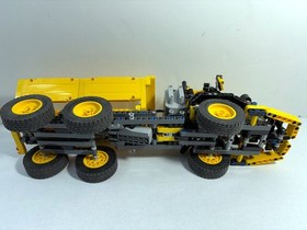 Lego Technic: Construction: Hauler 8264 (2009) Retired. Motorized.