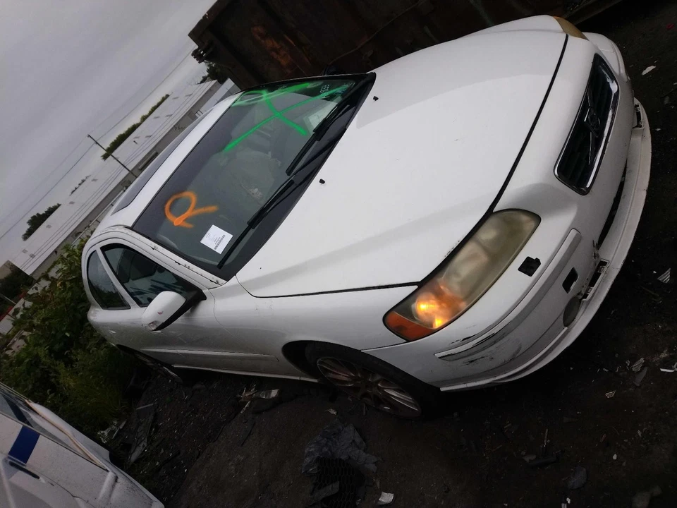 2007 Volvo S60 Left Front Door 552190 Used OEM Part 206K Miles - Image 4 of 4