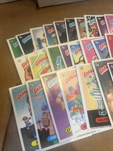 Lot 50 Garbage Pail Kids No Duplicates - Picture 2 of 4