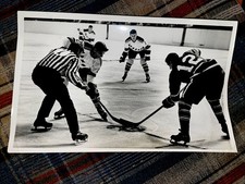 1960S NHL HOCKEY TYPE 1 PHOTO WAYNE CARLETON ROD GILBERT TORONTO MAPLE LEAFS AHL