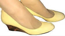 Vintage Gucci Vitello Vernice Wedge Pumps Tortoise Shell Print Size 37