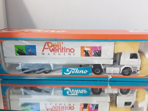 Camión Tekno Scania 143M Dell Aventino a escala 1:50 en caja - Imagen 2 de 8
