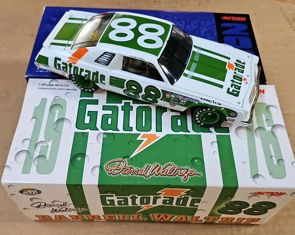Darrell Waltrip #88 Gatorade 1976 Chevrolet Malibu 1:24 Action 5,784 Made - Image 3 of 4