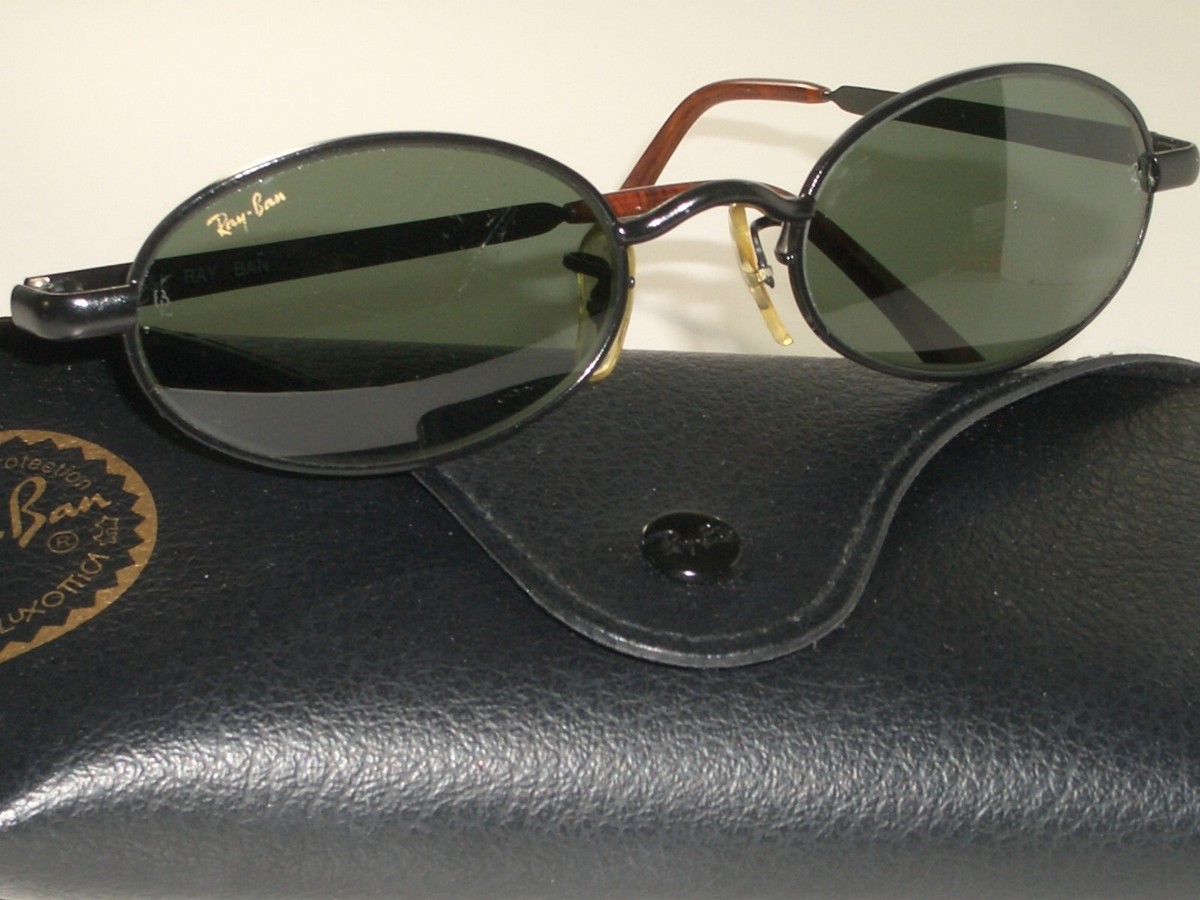 50mm VINTAGE BAUSCH & LOMB RAY BAN W2979 BLACK/TORT OVAL