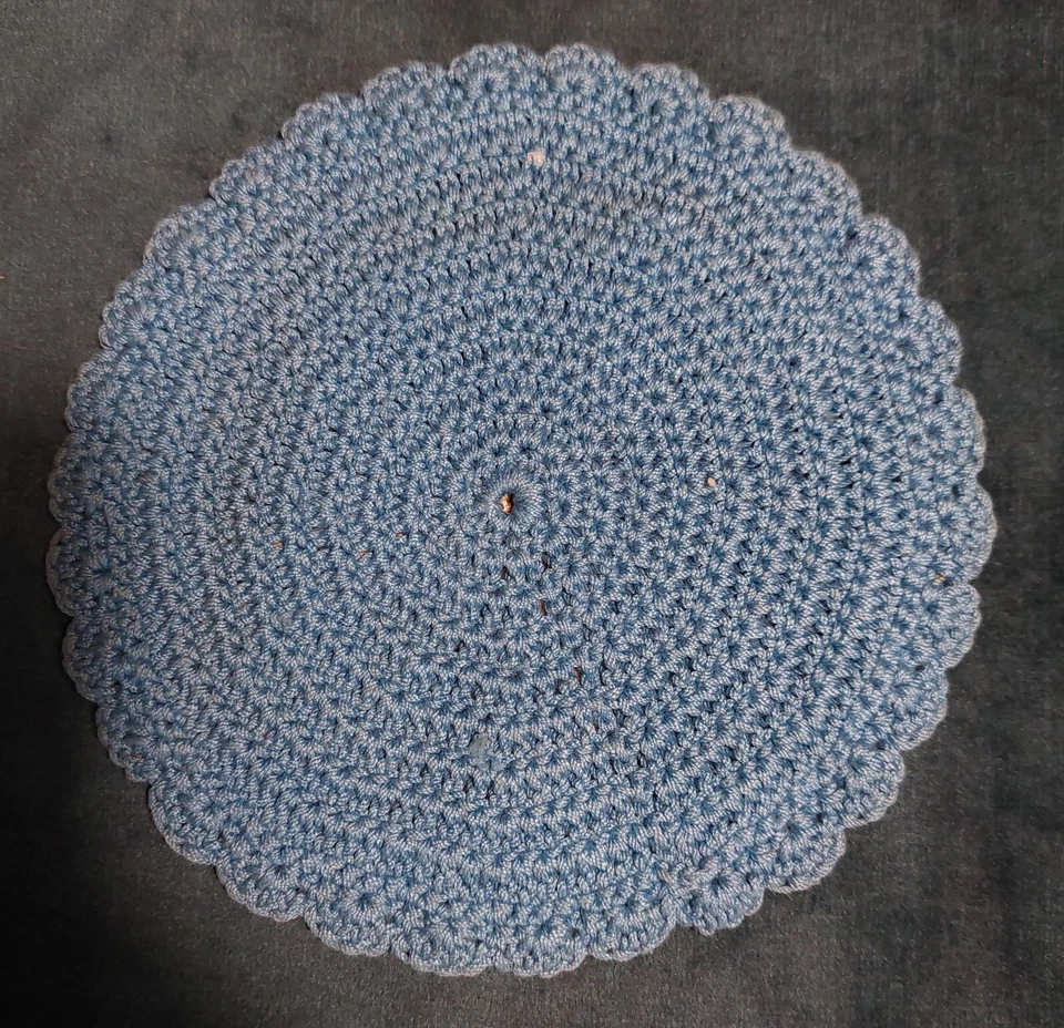 Napperon vintage crochet coton écru et bleu 14 cm - Photo 2/2