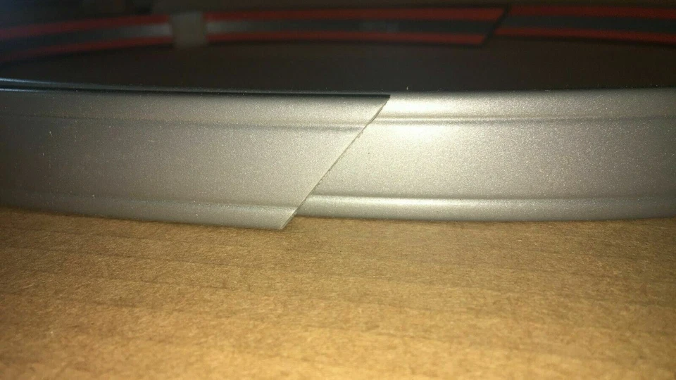 Ford Escort 1991 sin parachoques delantero gris moldura F1CZ17C829B - #22 Foto 2 de 2