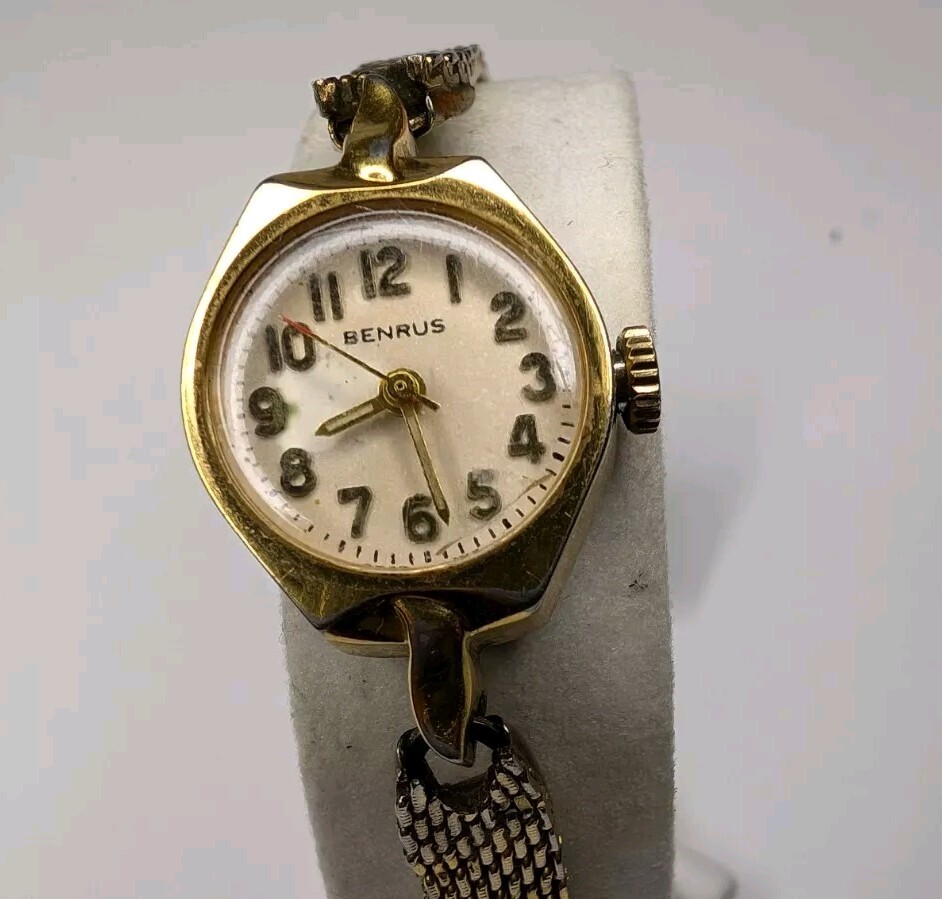 Vtg Benrus Art Deco Style Ladies 17 Jewels Gold Tone Running  display picture 1