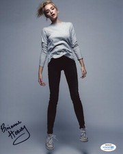 Brianne Howey Ginny & Georgia Autographed Signed 8x10 Photo ACOA