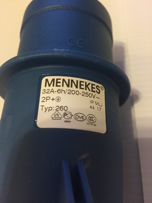 MENNEKES Industrial Plug TYP 260 32a-6h//200-250v 2P+E Made Germany
