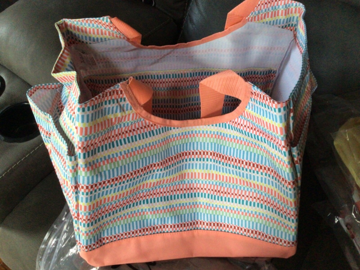 Thirty-One Pick Up and Go Tote - BRAND NEW - Multicolor