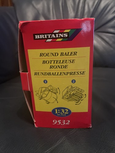 BRITAINS 9532 GREEN FARM ROUND BALER WITH HAY BALE BNIB see pics/read - Picture 2 of 7