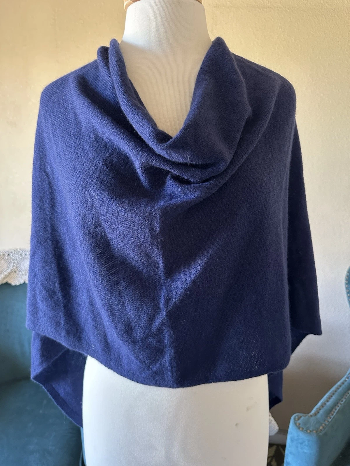 Claudia Nichole Alashan 100% Cashmere Poncho Cape Wrap NWT Royal Blue OS