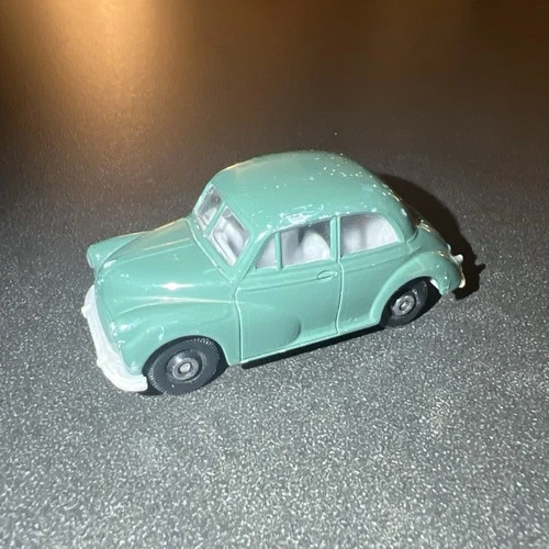Corgi Morris Minor Split Screen Toy Car Green Used MM3 Diecast Vintage 1989