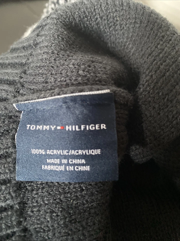Chapéu de malha Tommy Hilfiger gorro floco de neve estampado com Pom Pom, logotipo ENVIO GRÁTIS! - Imagem 3 de 3