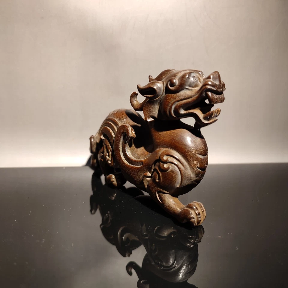 Estatua de dragón de madera china tallada en madera decoración de escritorio antiguo escultura de boj Foto 3 de 4