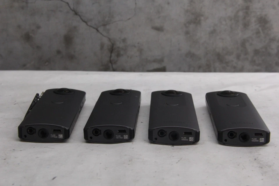 Lote de 4 Ricoh Theta V, sin probar, como está para piezas -- ¡LEER! Foto 2 de 4