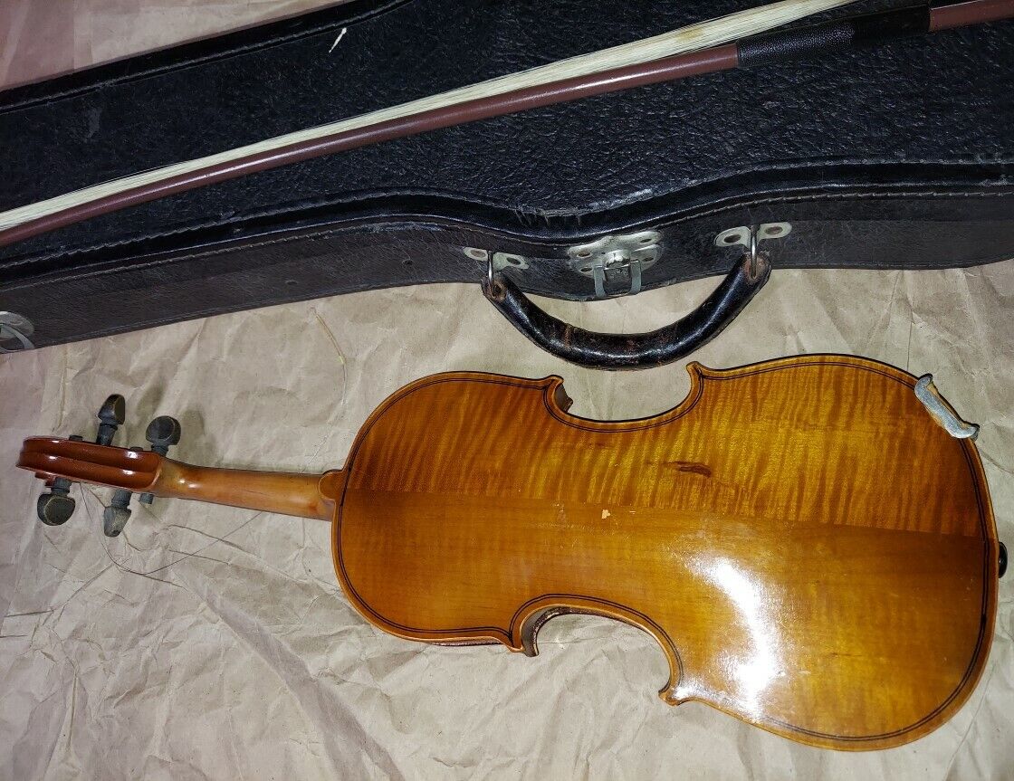 Antonius Stradivarius Cremonensis Faciebat Copy Anno 17 Violin, Good  Condition