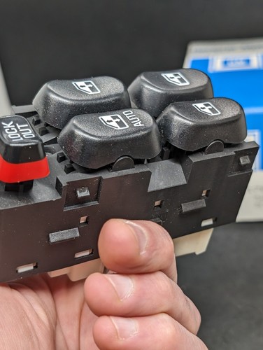 NOS 1995-99 CHEVROLET LUMINA MONTE CARLO COUPE FRONT LEFT POWER WINDOW SWITCH - Picture 7 of 12