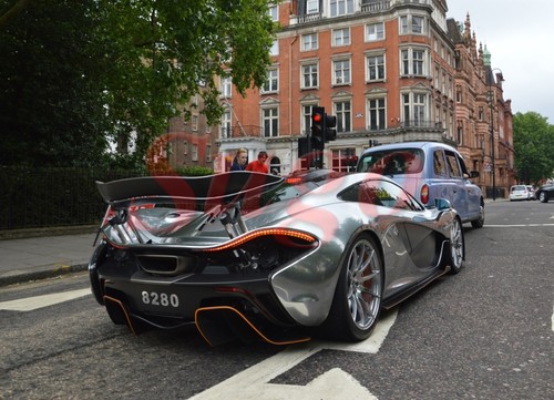 24"x60" Chrome/Silver Vinyl Wrap Film Protector "BUBBLE FREE" DIY 5FTx2FT Roll - Picture 5 of 12