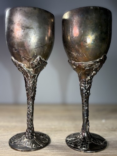 2 Vintage Godinger Silver Plated Wine Goblet Grape Vine Leaf Design 7.5 Inches - Picture 2 of 7