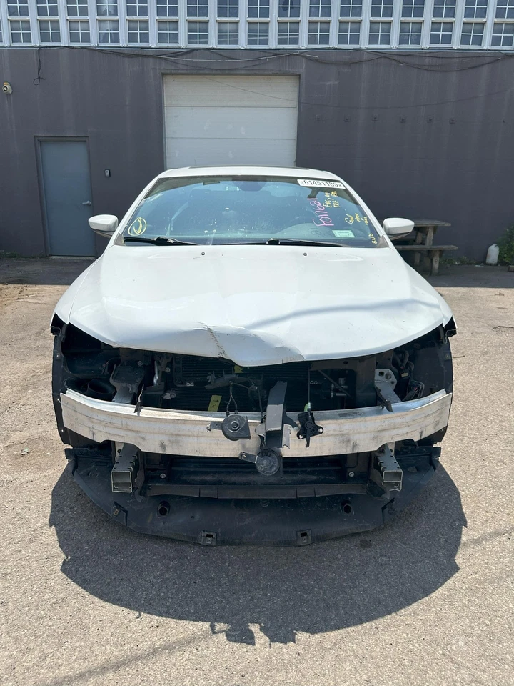 15 16 17 CHRYSLER 200 Air Conditioning AC Compressor - Image 2 of 4