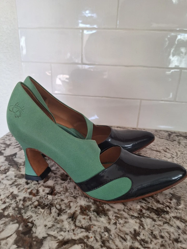 Zapatos de tacón negros John Fluevog sandalias talla 6,5 para mujer Foto 2 de 4